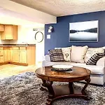 Cozy Suite 5Mins To Dt Victoria